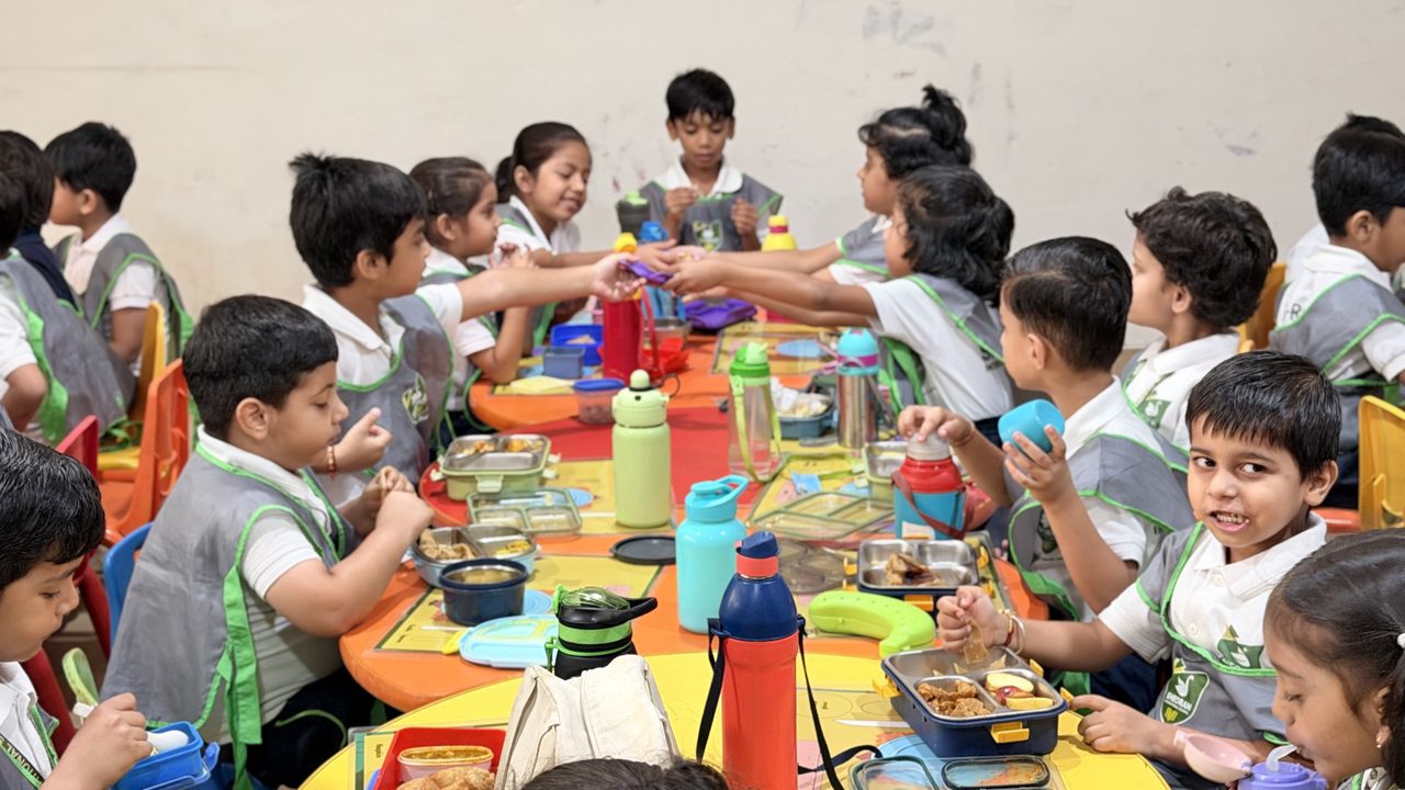 In-house cafeteria at Sheoran International School